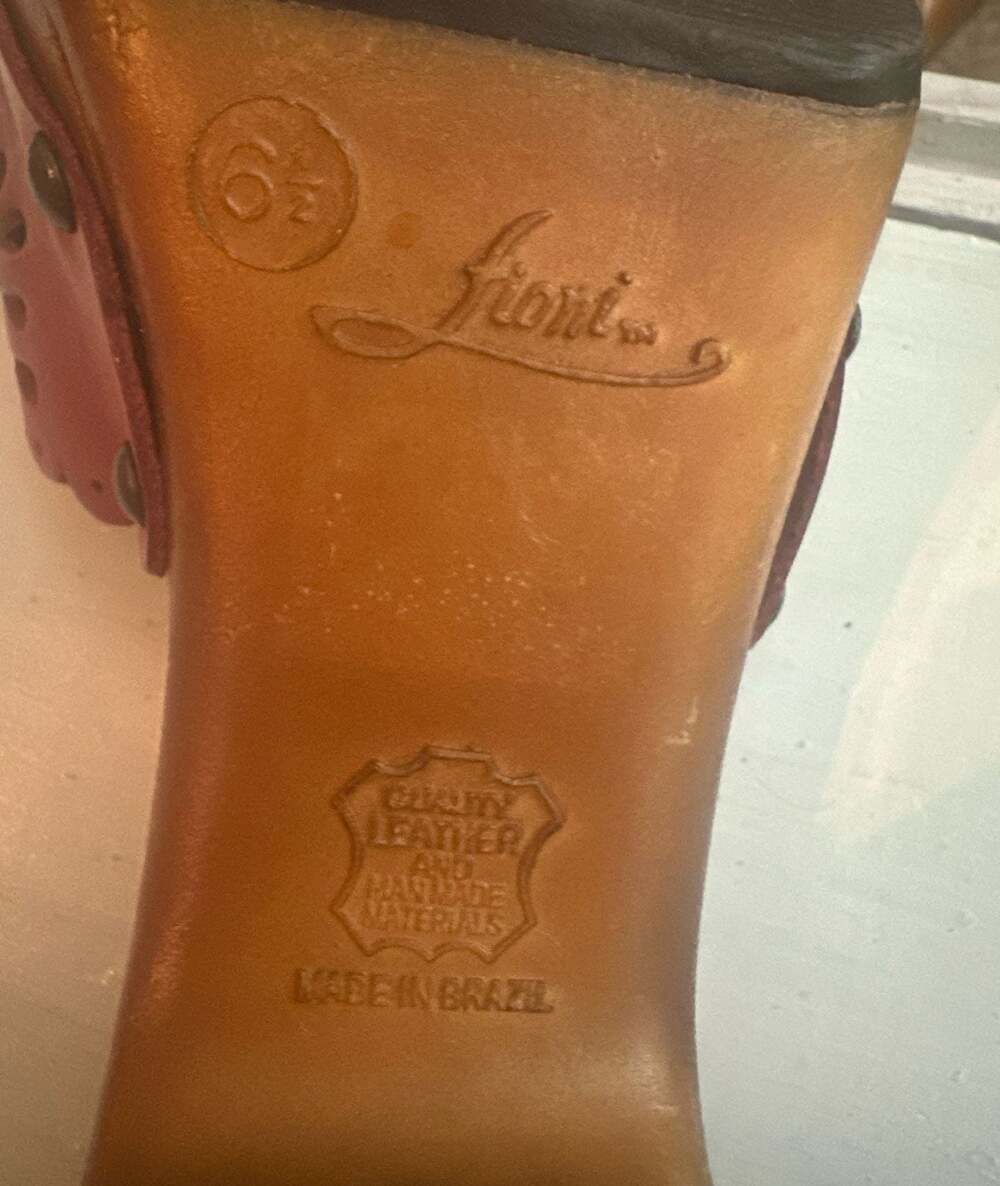 Fioni Vintage Red Leather Laser Cut Wooden Platform Clogs Size 6.5 - Picture 4 of 4